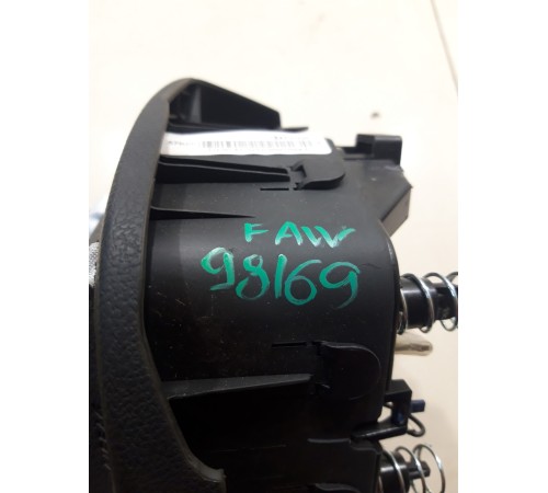 Подушка безопасности водителя