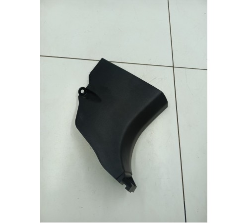 Обшивка стойки передняя правая