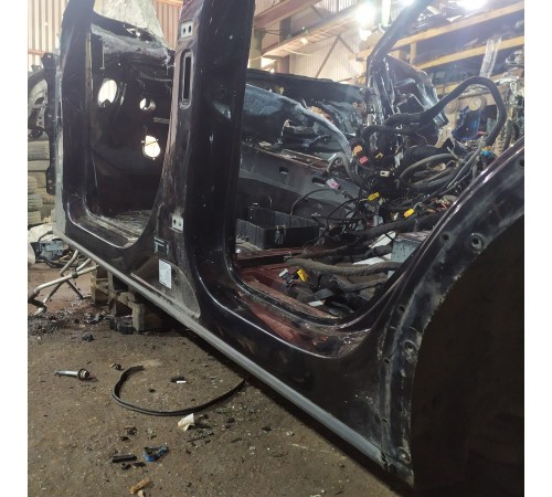 Порог со стойкой(левый)