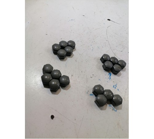 Комплект колёсных колпачков 20шт