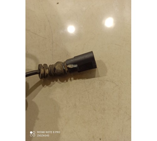 Пневмостойка(передняя левая)