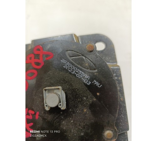 Механизм подъема запасного колеса