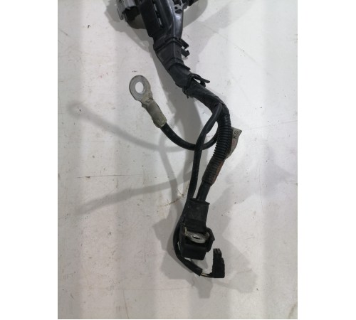 Клемма плюсовая