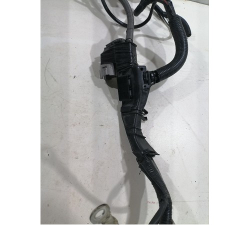 Клемма плюсовая