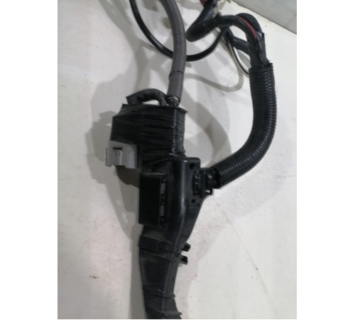 Клемма плюсовая