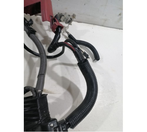 Клемма плюсовая