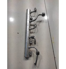 Топливная рампа (левая)