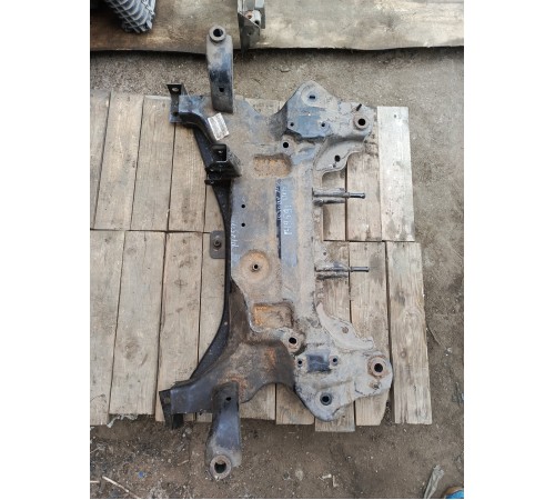 Балка (подрамник) передний