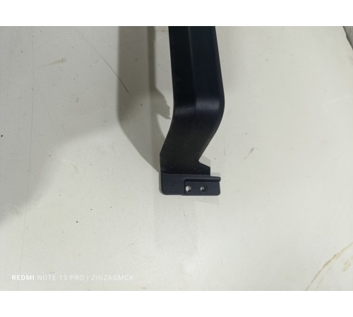 Воздушный дефлектор передний правый