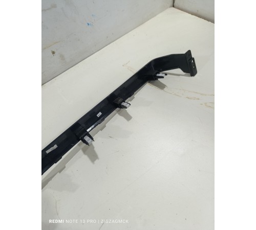 Воздушный дефлектор передний правый