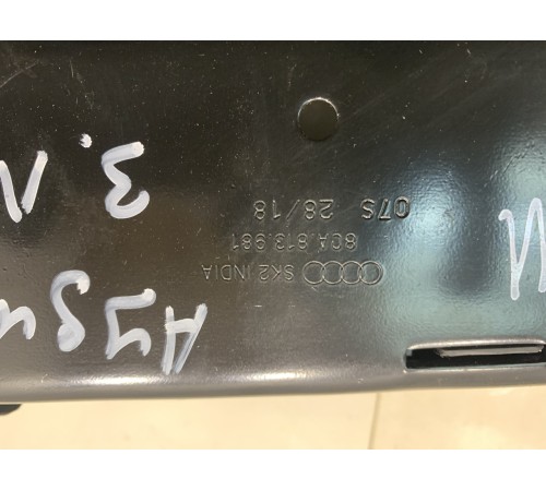 Кронштейн багажника (задний,левый)