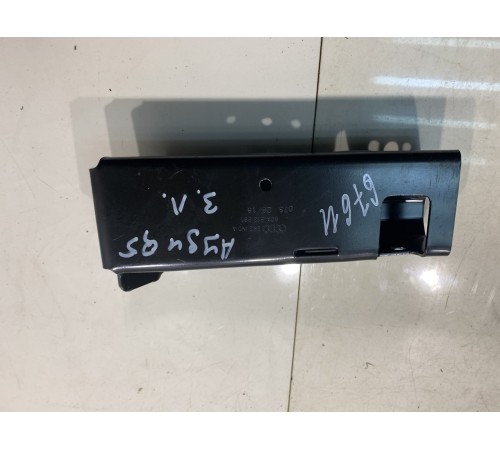 Кронштейн багажника (задний,левый)