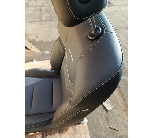 Сиденье переднее левое