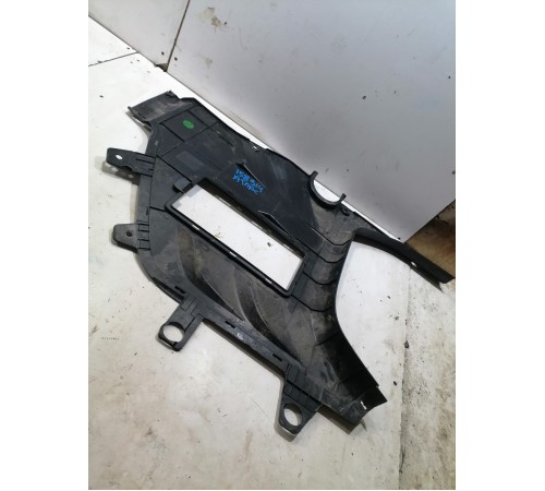 Накладка моторного отсека