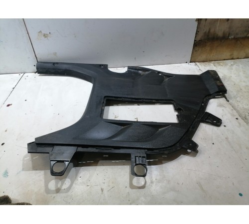 Накладка моторного отсека