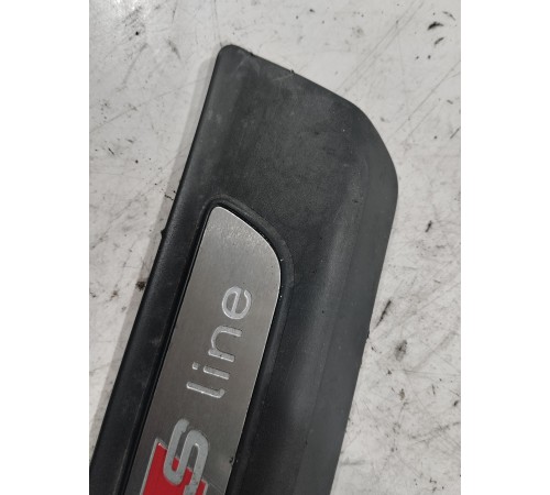 Накладка порога (задняя левая)