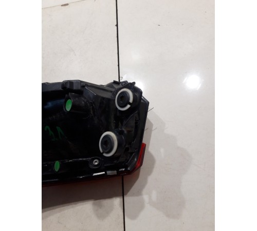 Фонарь (задний левый)