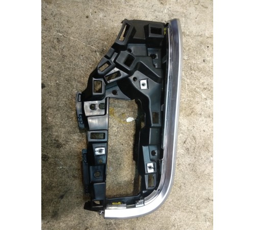 Кронштейн дефлектора левый