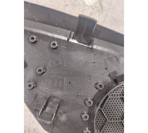 Накладка торпедо под динамик левая