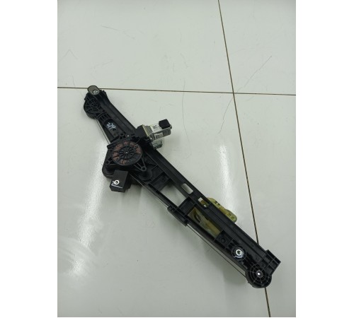 Стеклоподъемник двери задний правый