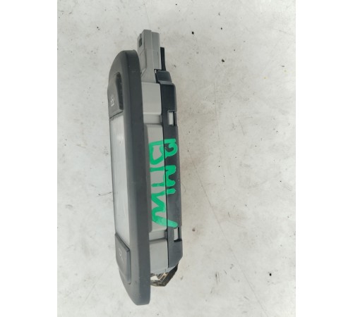 Плафон внутреннего освещения салона левый