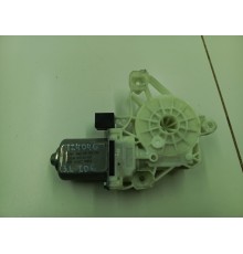 Моторчик стеклоподъёмника задний левый