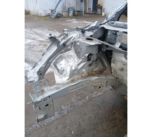 Лонжерон (четверть) передний правый