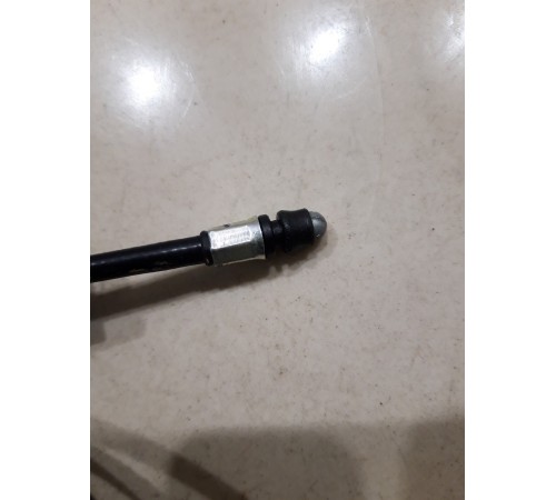 Трос открывания багажника