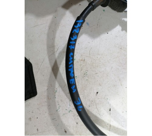 Трос стояночного тормоза задний левый