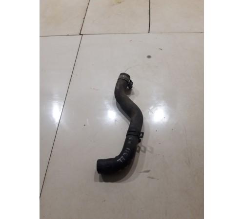 Патрубок системы охлаждения