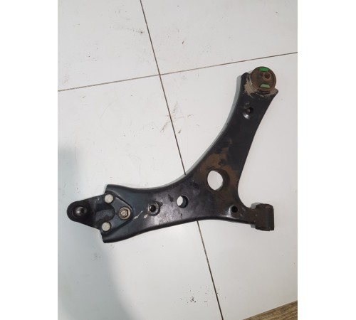 Рычаг подвески передний правый