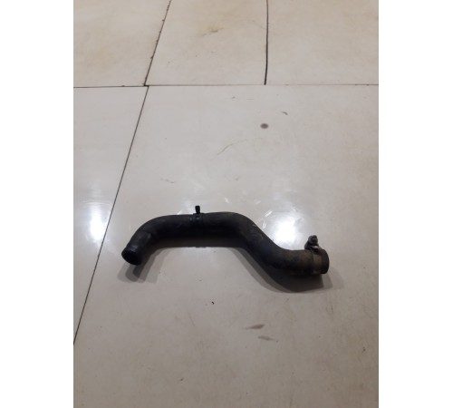 Патрубок системы охлаждения