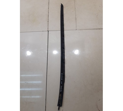 Молдинг лобового стекла (правый)