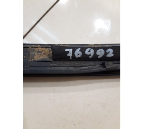 Молдинг лобового стекла (правый)