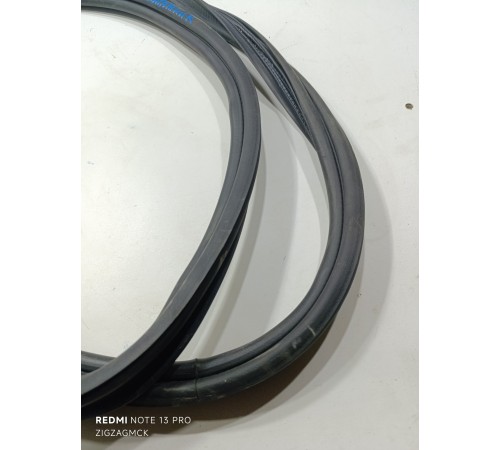 Уплотнитель проема багажника