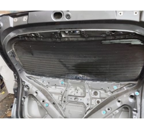 Крышка дверь багажника хлопушка