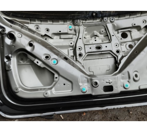 Крышка дверь багажника хлопушка