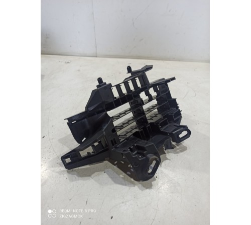 Кронштейн(крепление) салона