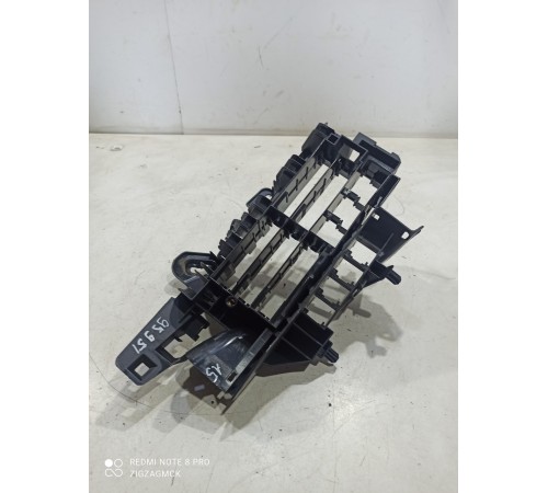 Кронштейн(крепление) салона