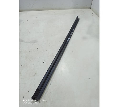 Уплотнитель стекла (задний левый внутренний)