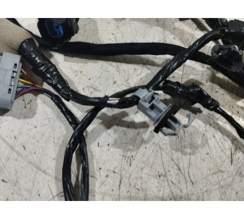 Электропроводка двери передняя левая