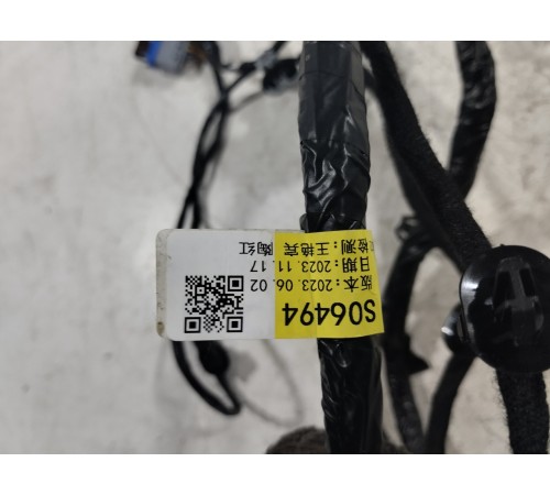 Электропроводка двери передняя левая