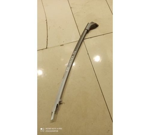 Направляющая стекла (задняя правая)