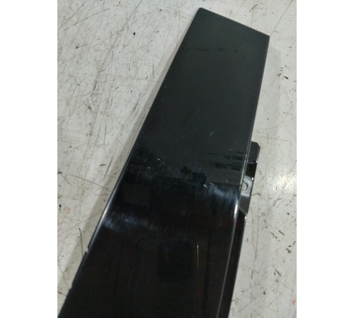 Накладка двери передняя правая