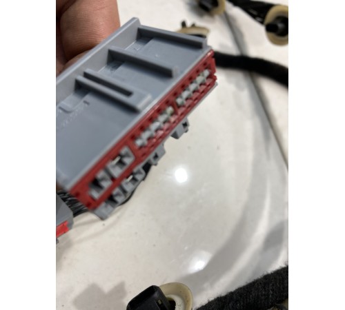 Электропроводка двери (передняя, правая)