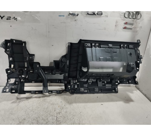 Накладка торпедо правая