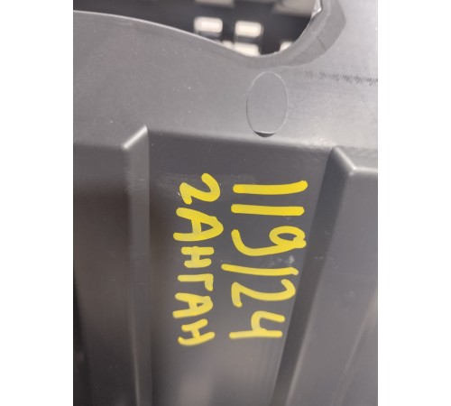 Накладка торпедо правая