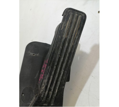 Педаль акселератор газа