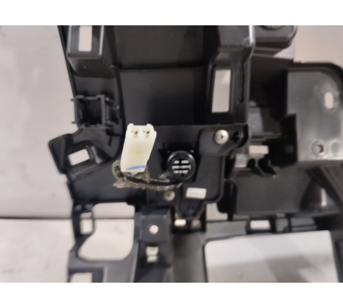 Накладка торпедо правая