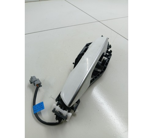 Ручка двери задняя правая наружная